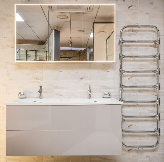 Sleaford Kitchens And Bathrooms Showroom Bespoke Design At Turnbull