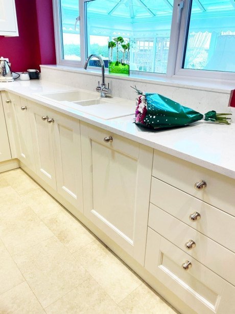 Shaker Style kitchen in white