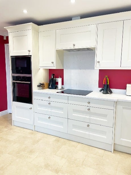 Modern Sheraton Kitchen in white